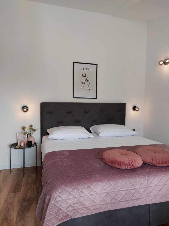 Holiday Home Mirela Оребич Экстерьер фото