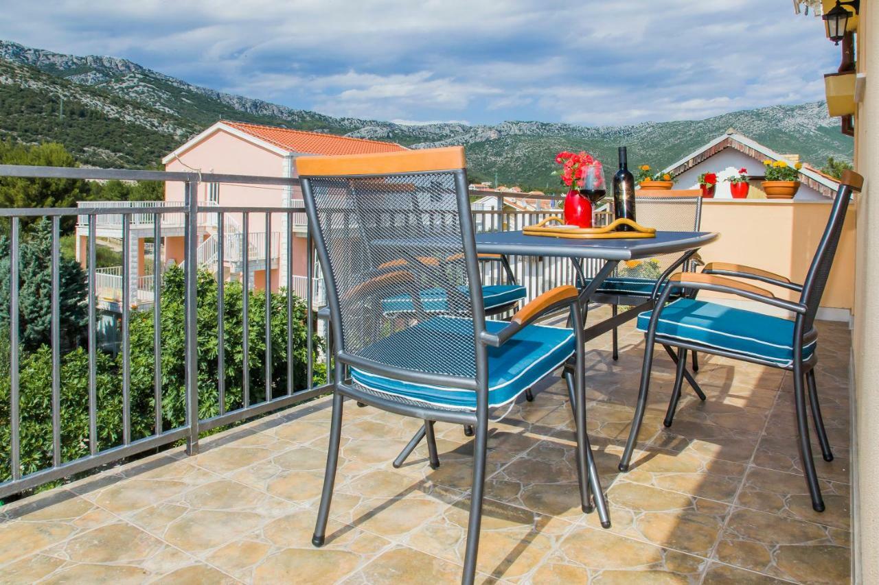 Holiday Home Mirela Оребич Экстерьер фото